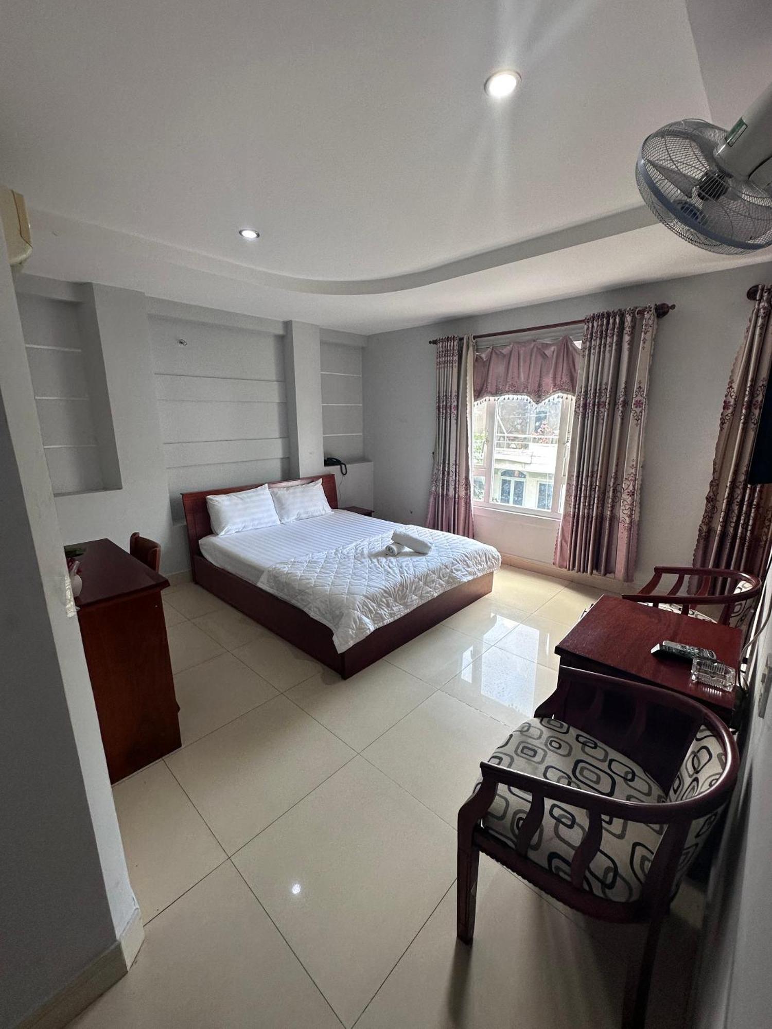 Khach San Sammi Hotel Ho Chi Minh-stad Buitenkant foto